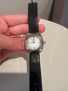 Black Leather Strap Silver Case Watch - Vintage Guess Women’s Watch